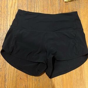 Lululemon high rise speed up 2” shorts